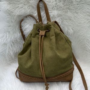 Canvas army green drawstring backpack